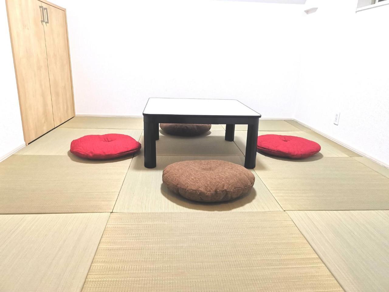 Kik House-self Check In- Will Send Number And Password Appartement